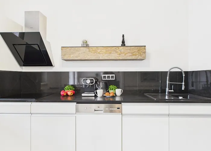 Chlodna Apartment European Square Warsaw By Noclegi Renters