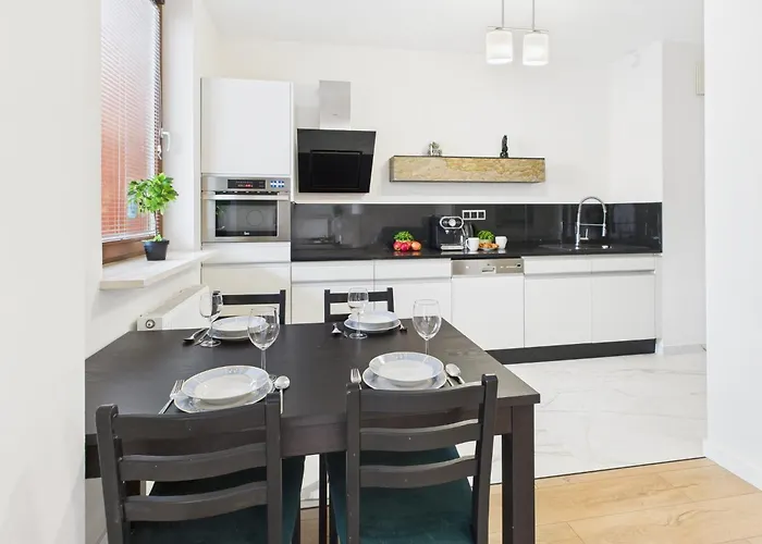 Chlodna Apartment European Square Warsaw By Noclegi Renters