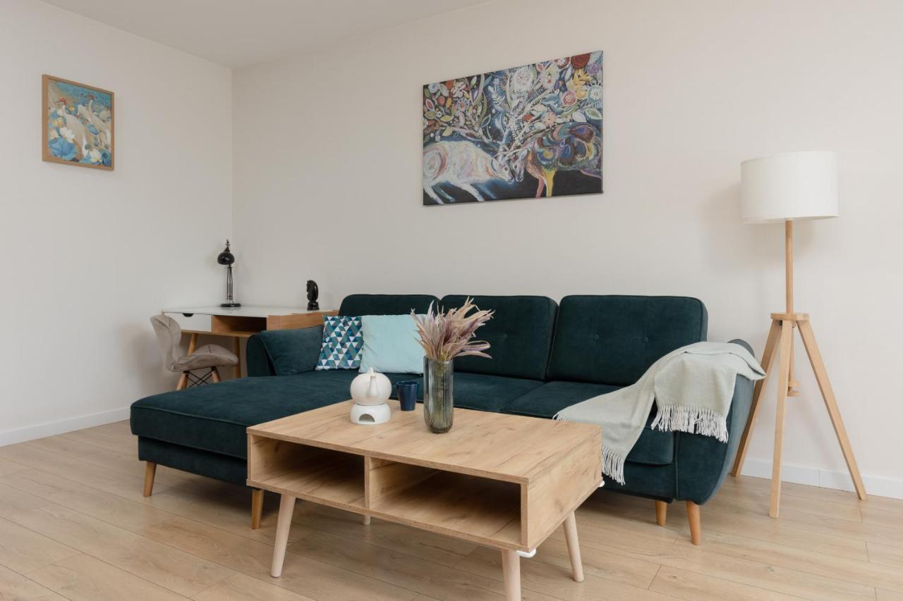 Chłodna European Square By Renters Apartament *